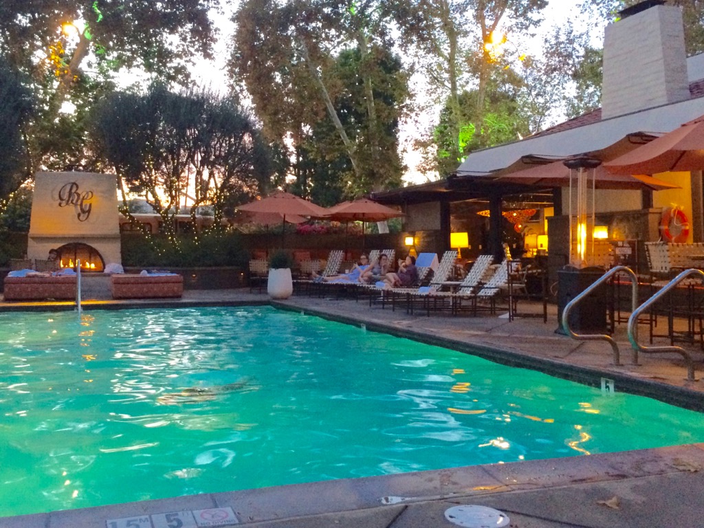 The Garland Hotel, North Hollywood, Poolside at Sunset