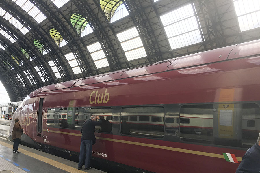 italo club car milan to naples