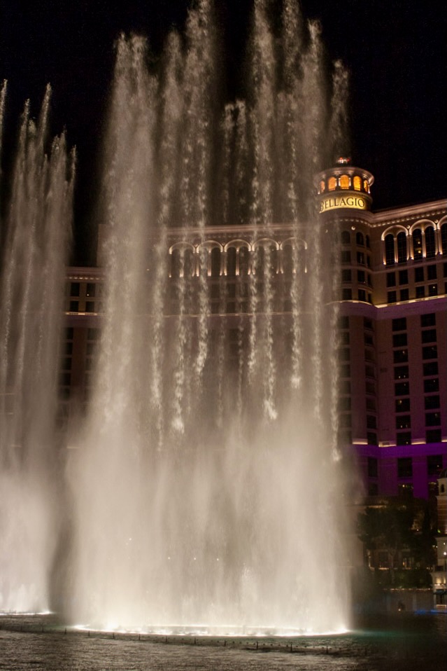 Photo of fountains in front of Bellagio in Las Vegas